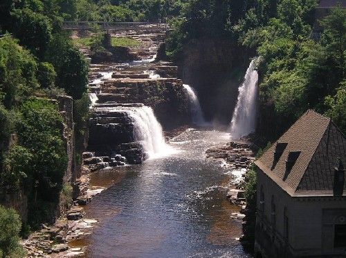 alt_text for Rainbow Falls